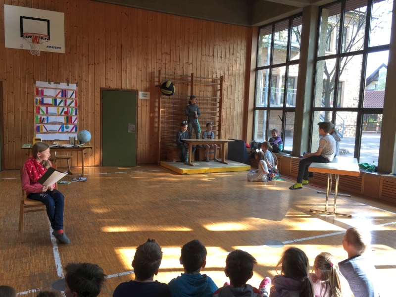 Theater_W03.jpg
